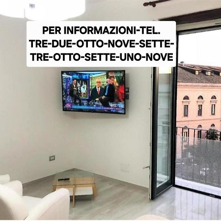 Al Teatro Verdi Luxury Apartment サレルノ エクステリア 写真